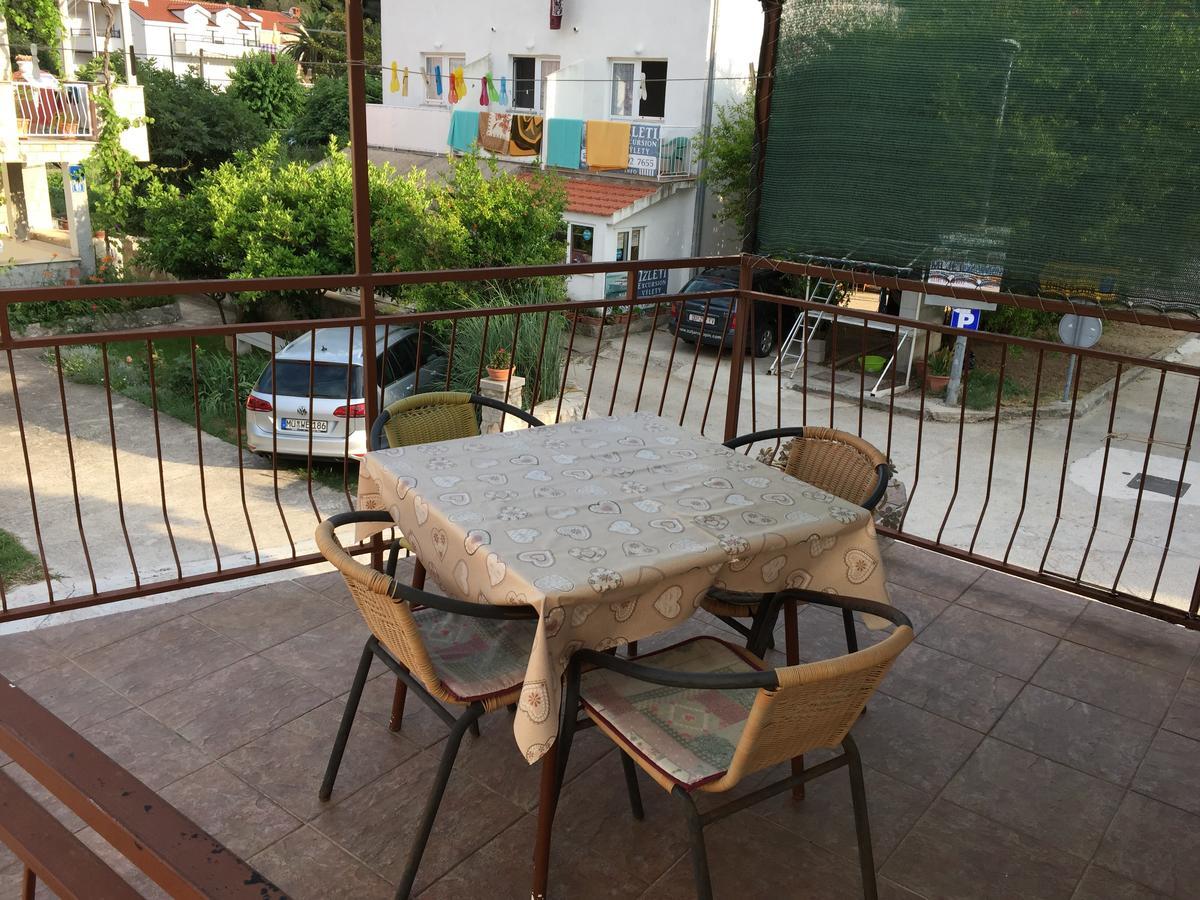 Jerkovic Apartment Zuljana Exterior photo